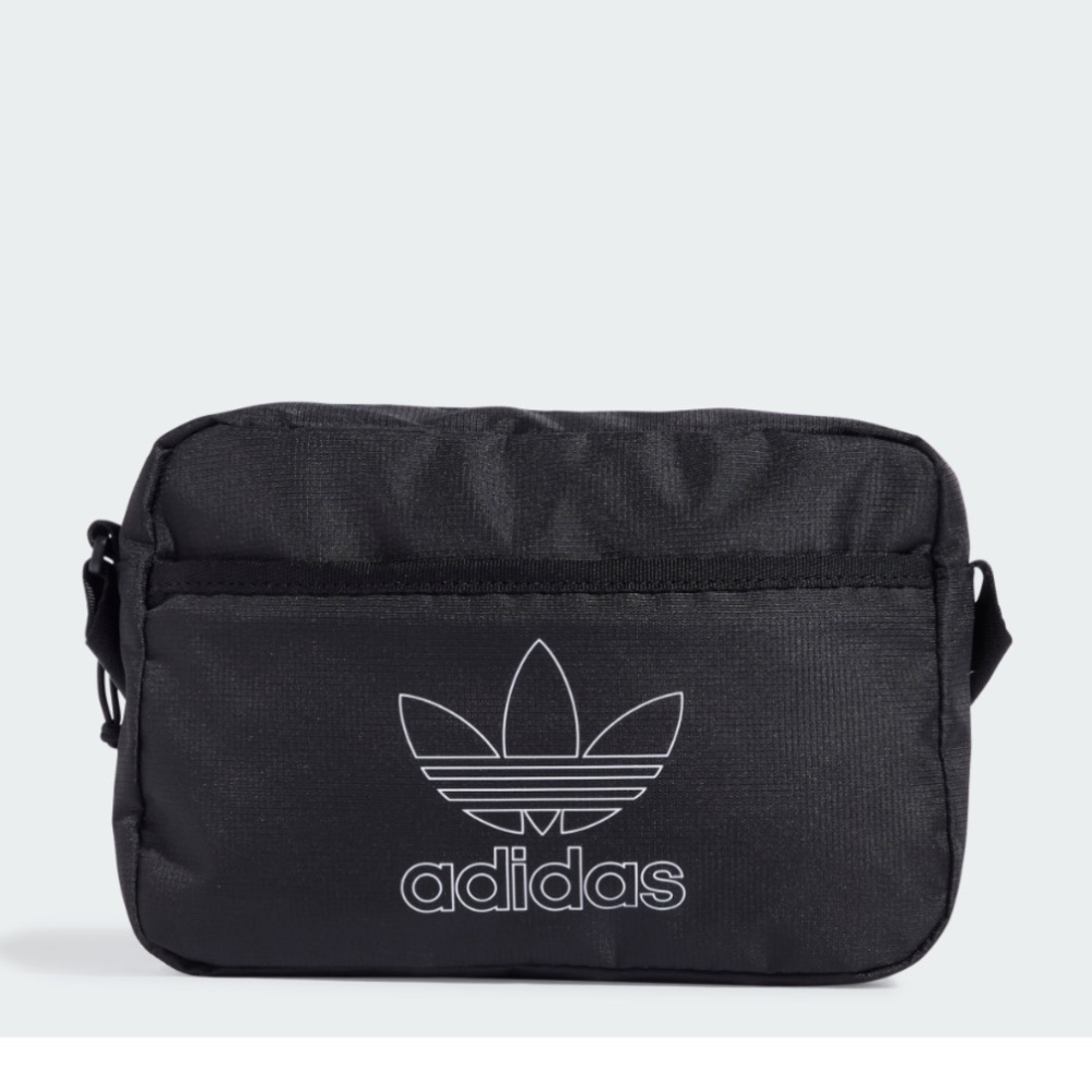 Like New Adidas Adicolor Small Airliner Bag